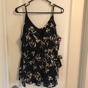 NWOT top with floral detail